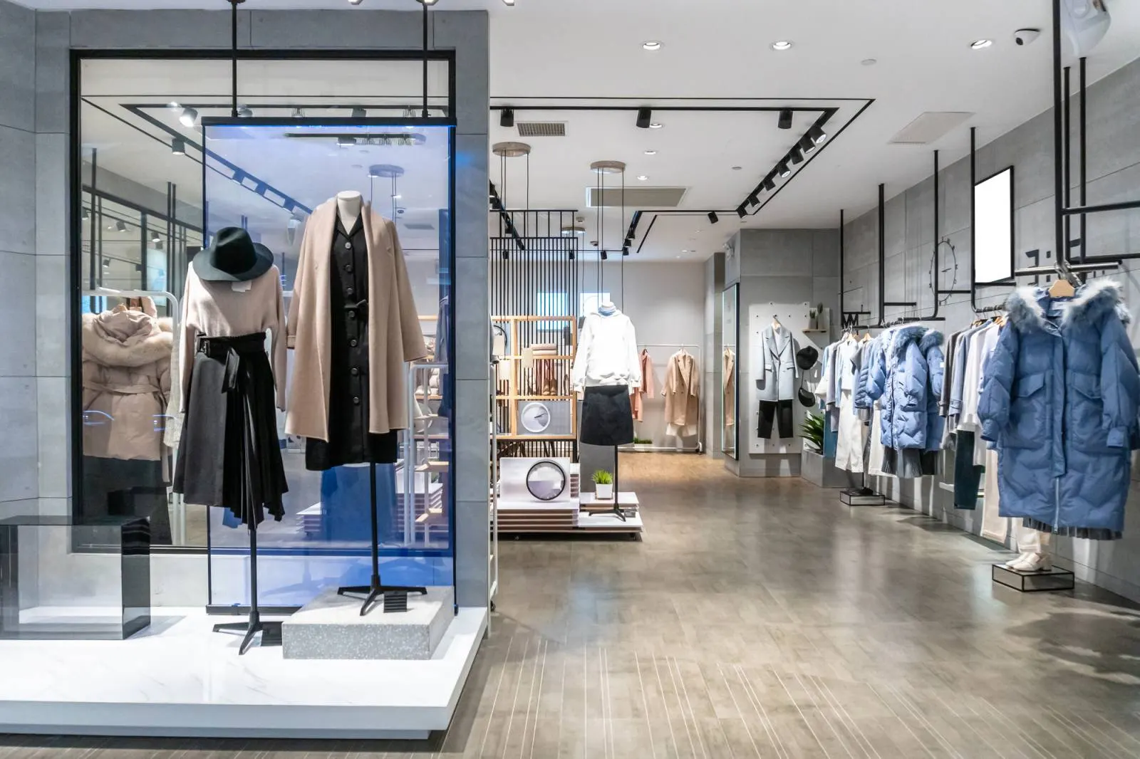 Rénovation intérieure de magasin à Lyon et aménagement sur mesure